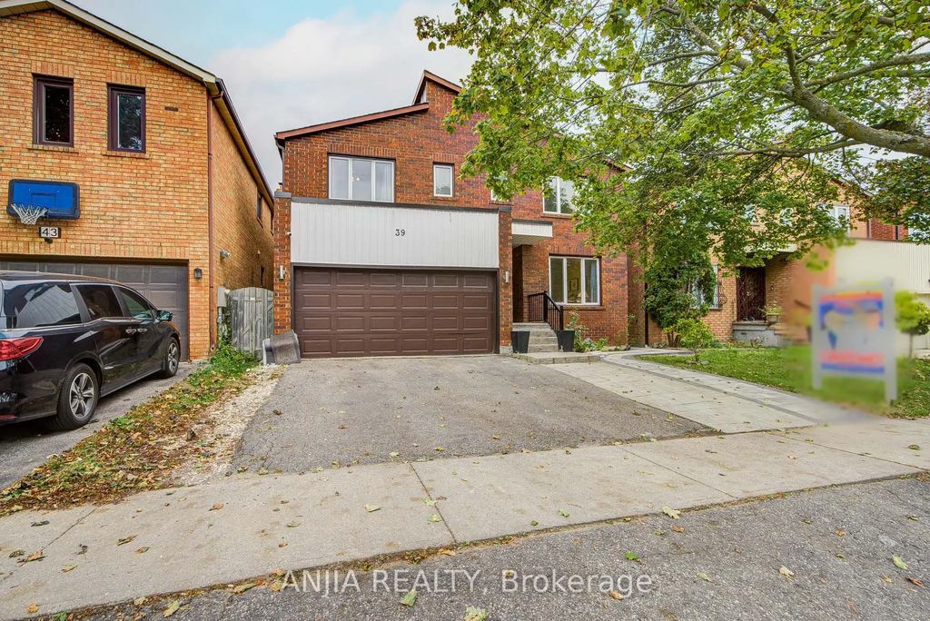 39 Millcroft Way, Vaughan