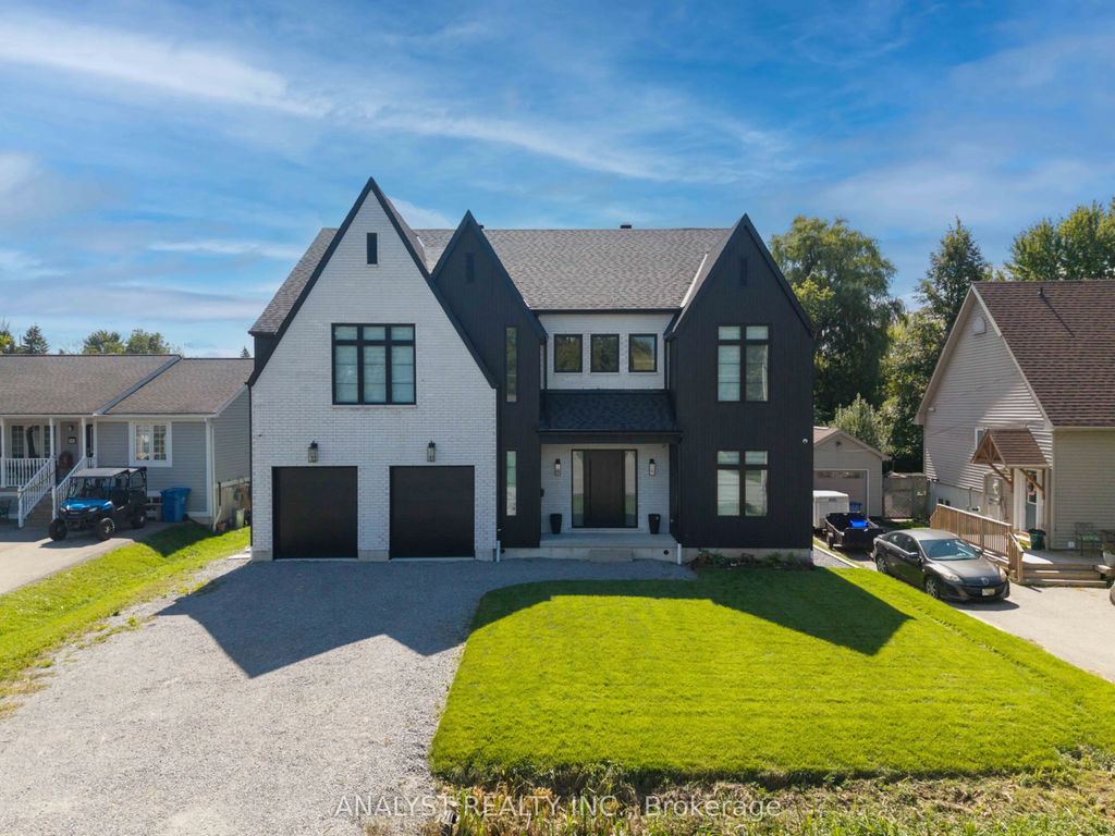 343 Annshiela Drive, Georgina