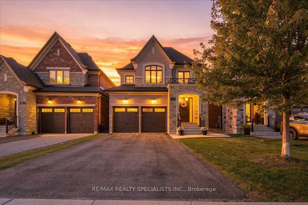 90 Professor Day Drive, Bradford West Gwillimbury