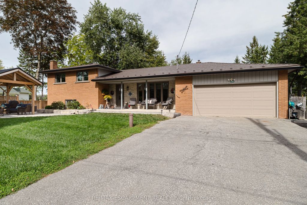 266 Goose Alley, Uxbridge