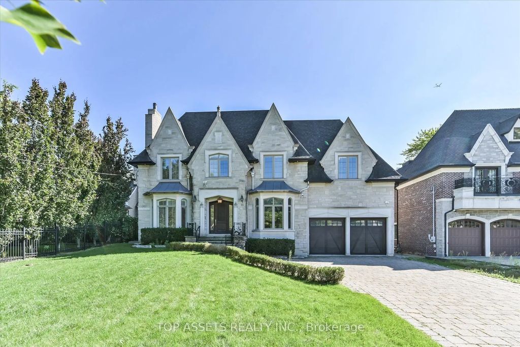 15 Westwood Lane, Richmond Hill