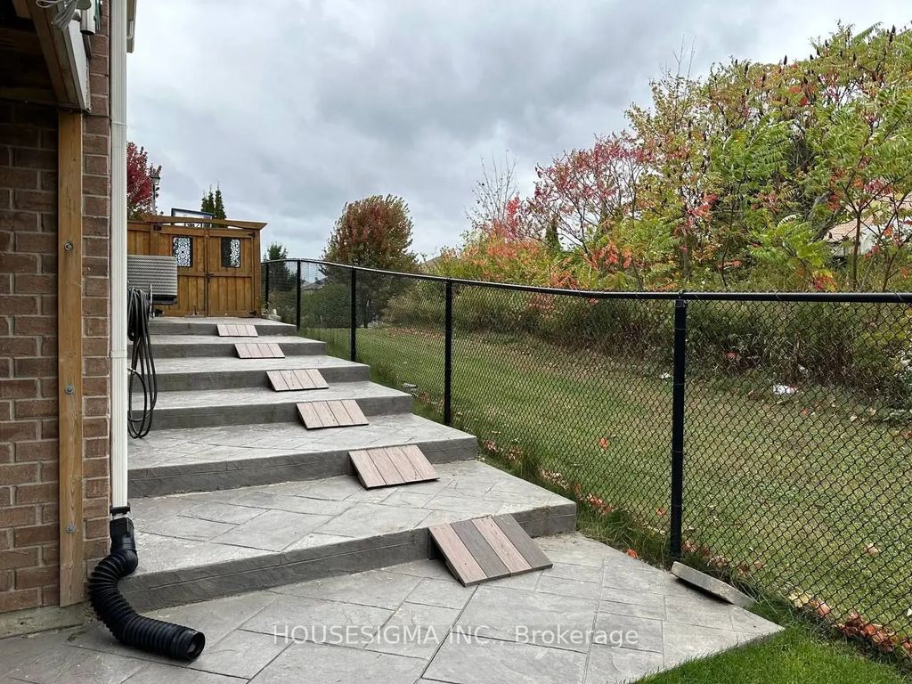 3 Pheasant Drive, Richmond Hill