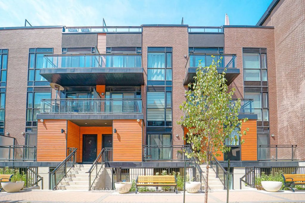 5289 Highway 7 N/a D902, Vaughan