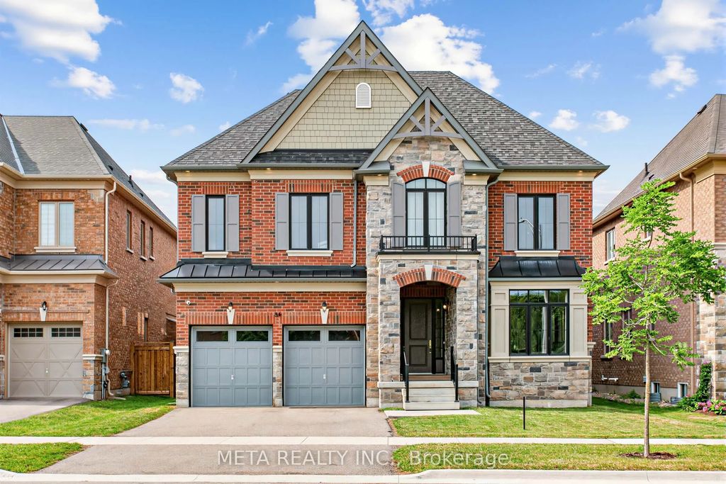 56 Klees Crescent, Aurora