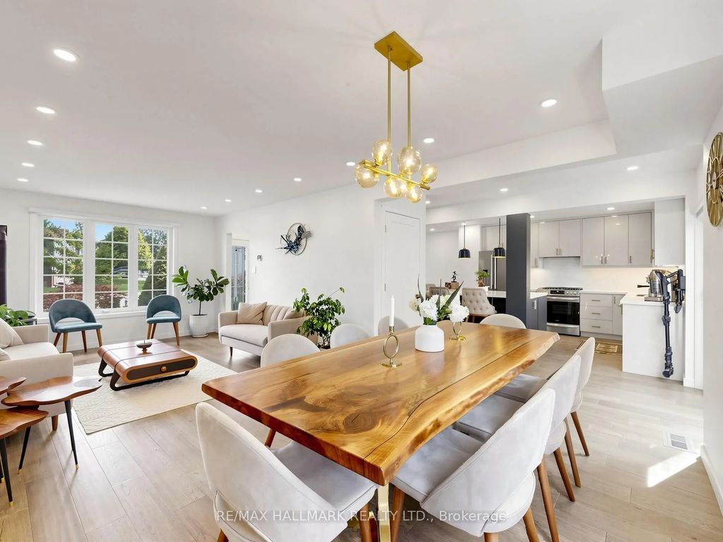 400 Handley Crescent, Newmarket
