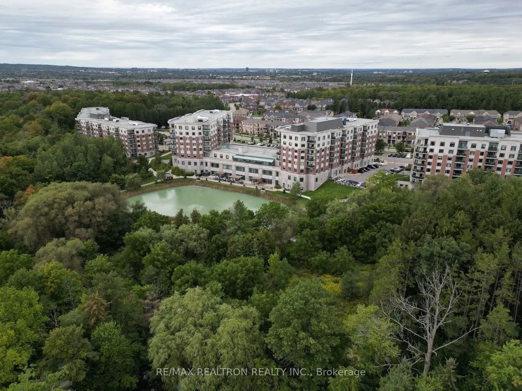 400 William Graham Drive 208, Aurora