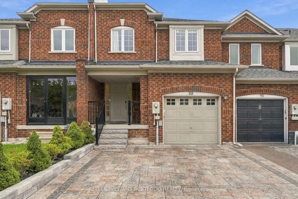 88 Matteo David Drive, Richmond Hill