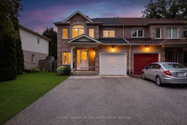 37 Rainbow Court, Georgina