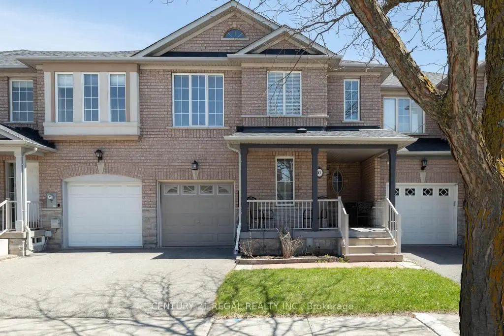 43 Waterton Crescent, Richmond Hill