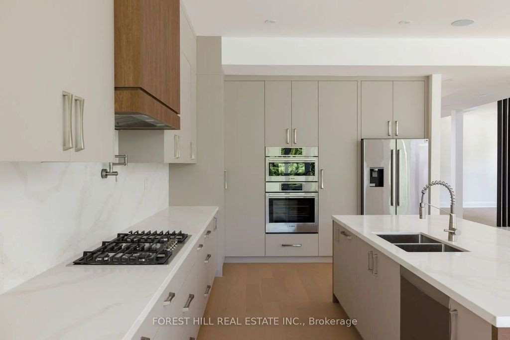5 Cedar Crescent, Aurora