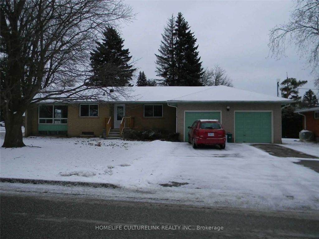 776 Grace Street Main Fl, Newmarket