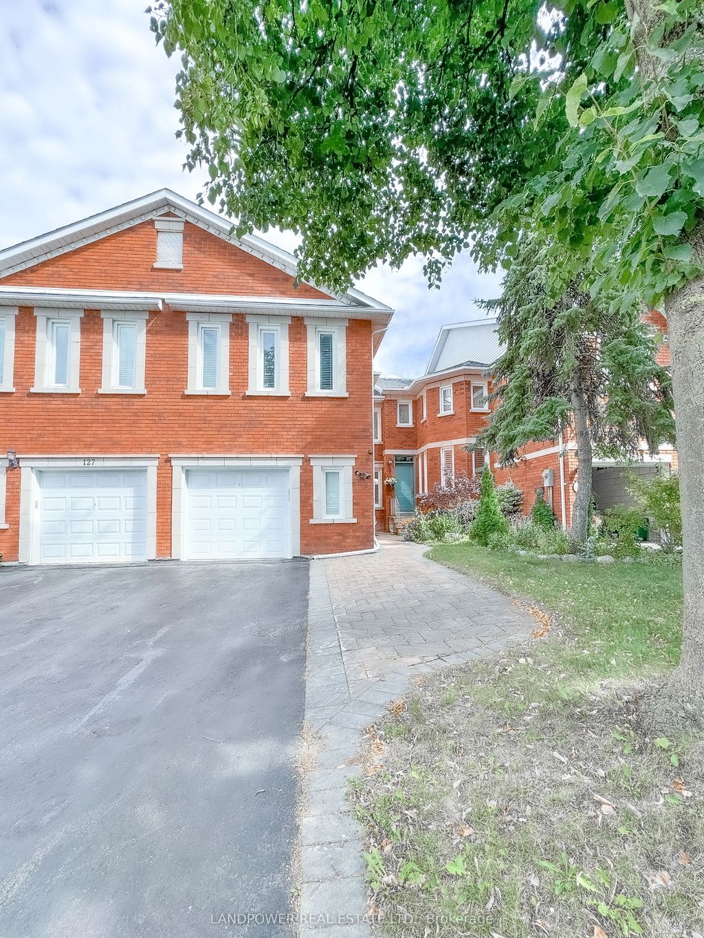 125 Brownstone Circle, Vaughan