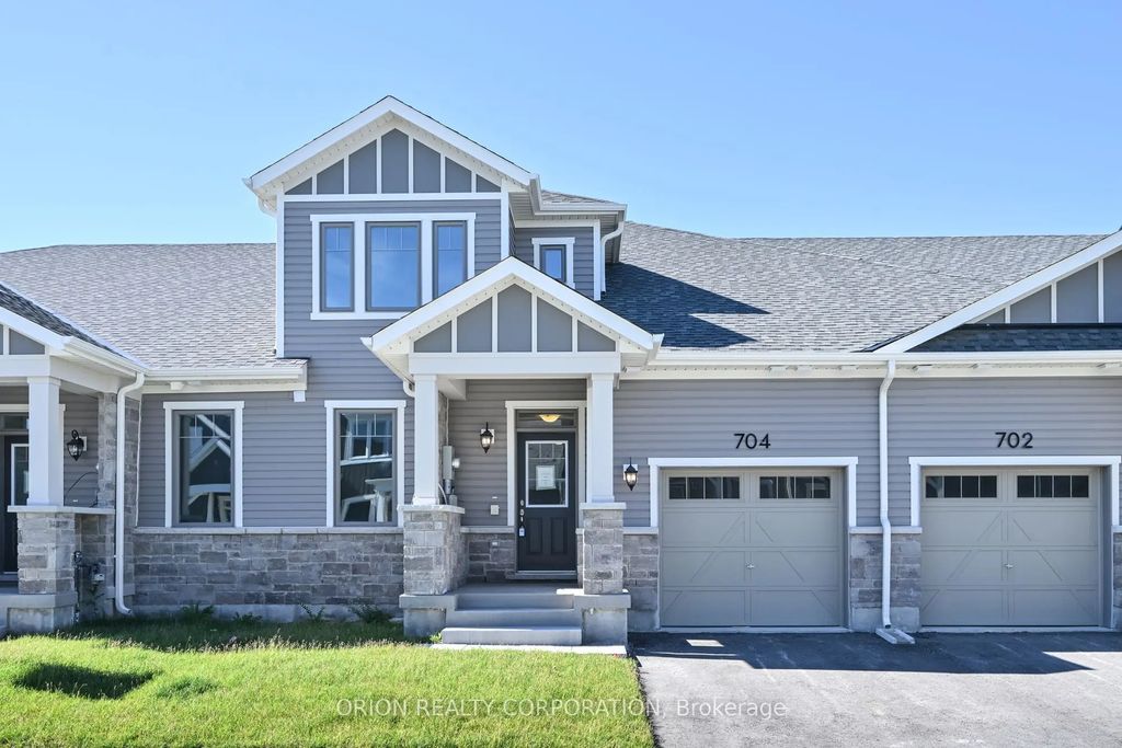 704 Sargeant Place, Innisfil