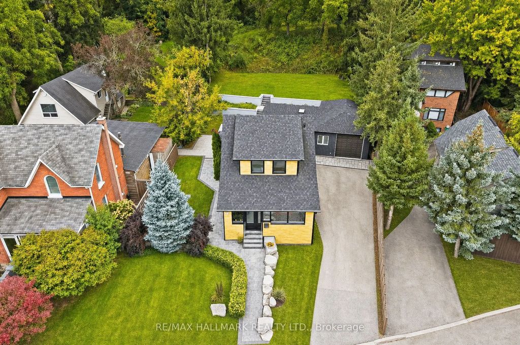 196 Wallace Street, Vaughan