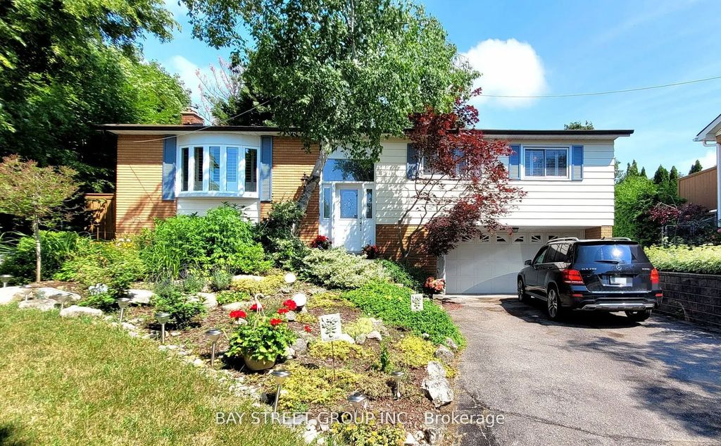 37 Sir Bodwin Place Lower, Markham
