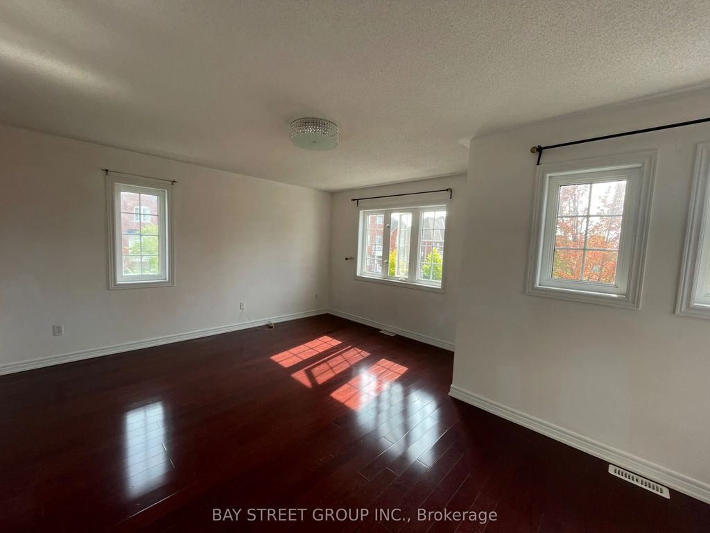 2 Willow Trail Road, Markham