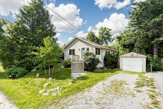 9 Maple Grove Street, Whitchurch-Stouffville