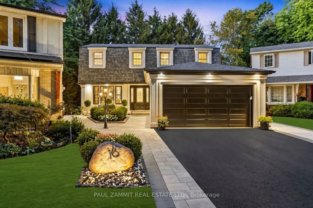 16 Pine Knoll Gate, Markham