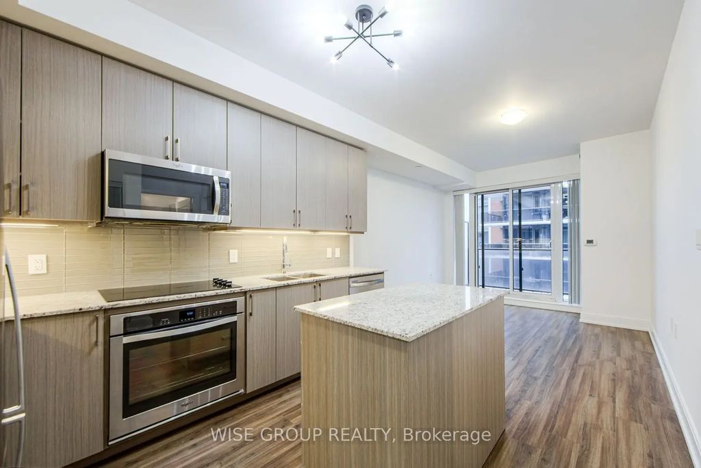 9600 Yonge Street 1210b, Richmond Hill
