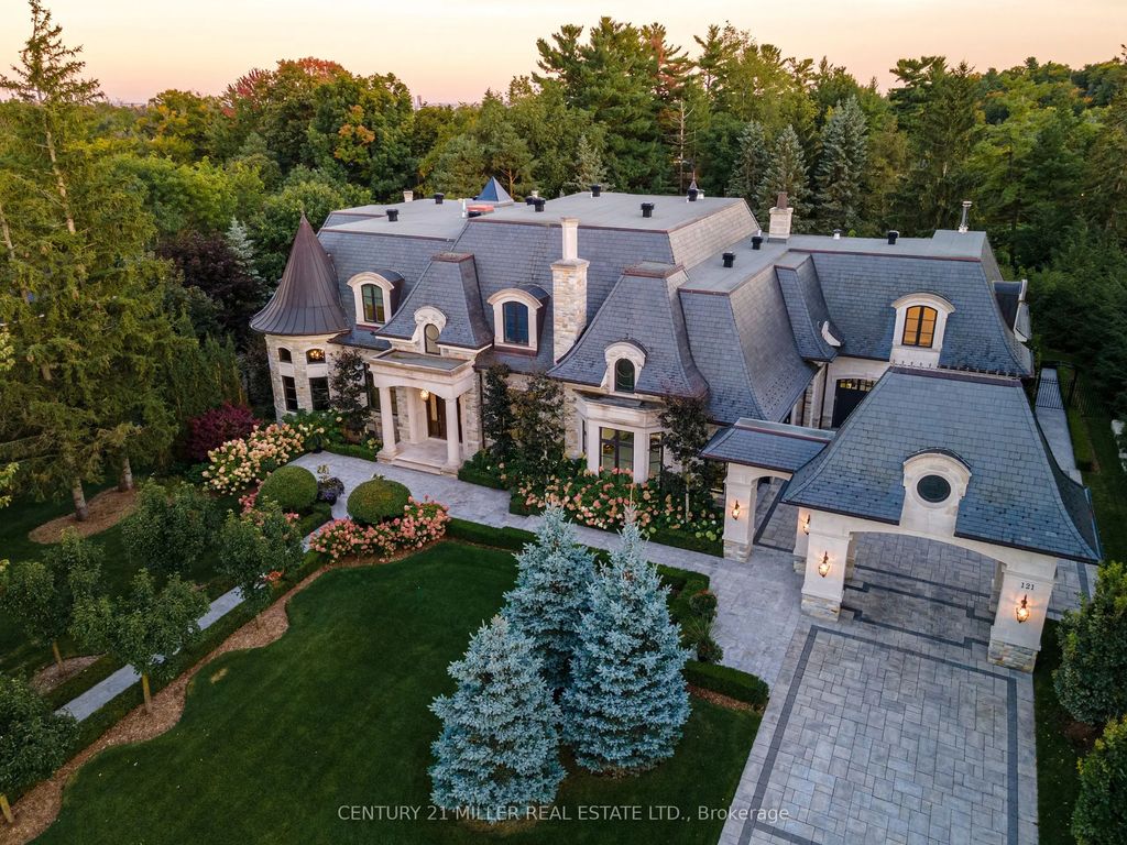 121 Rebecca Court, Vaughan