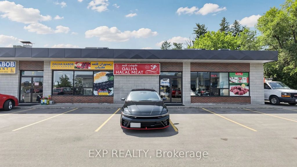 12960 Yonge Street 8, Richmond Hill