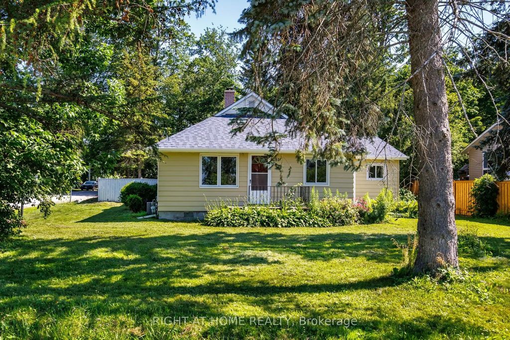 51 Lakeside Drive, Innisfil