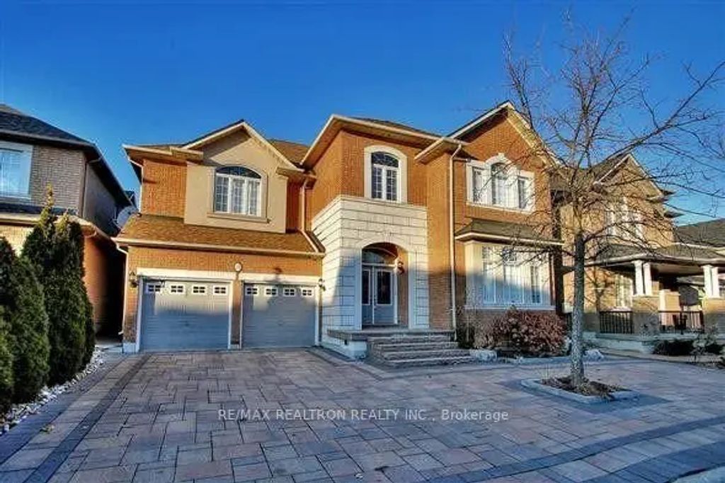 22 St Urbain Drive, Vaughan