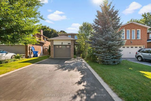 25 Greenwood Road, Whitchurch-Stouffville