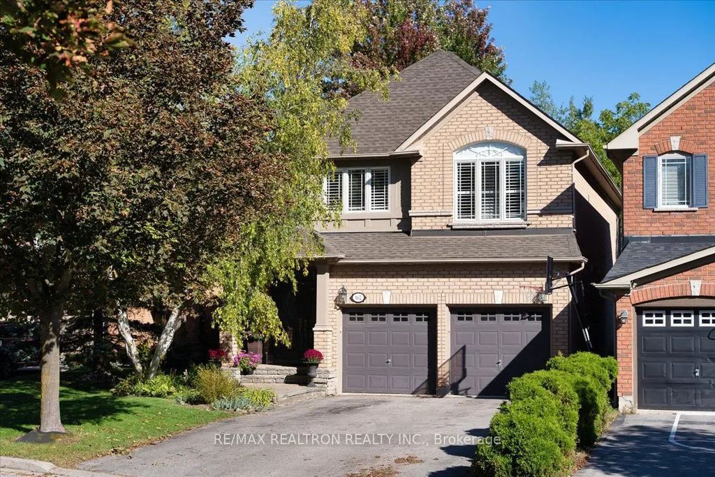 162 Estate Garden Drive, Richmond Hill