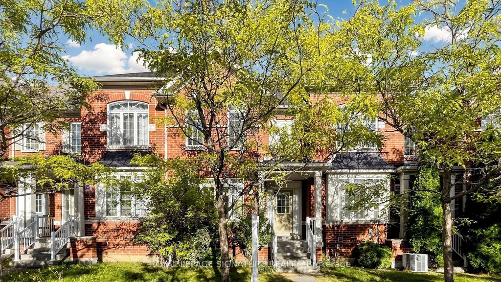18 Montagues Lane, Markham