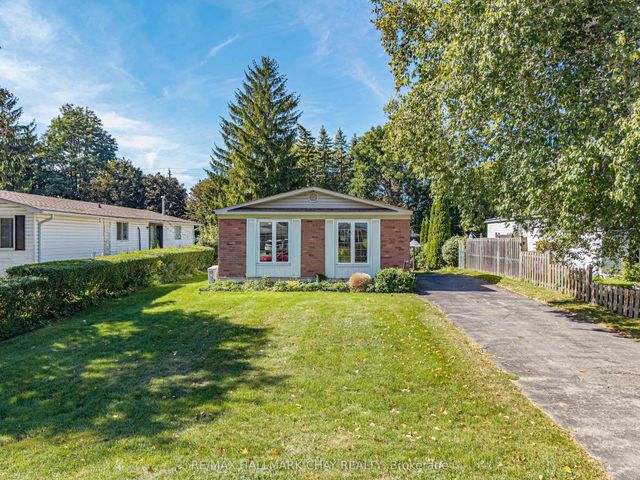 32 Park Crescent, New Tecumseth