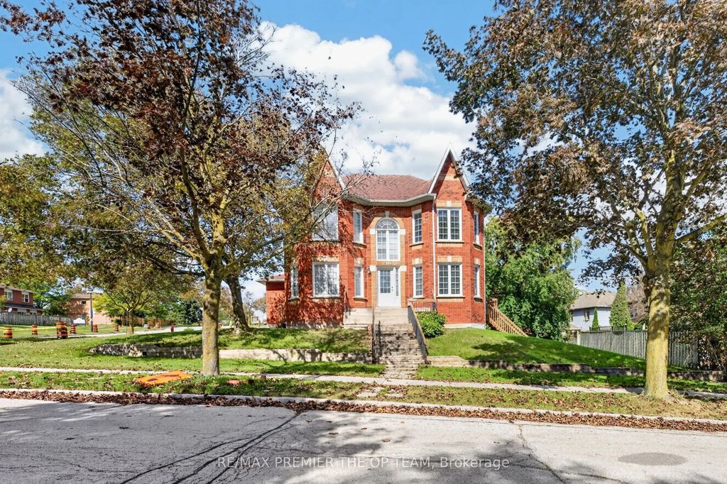 151 Stellick Avenue, Newmarket