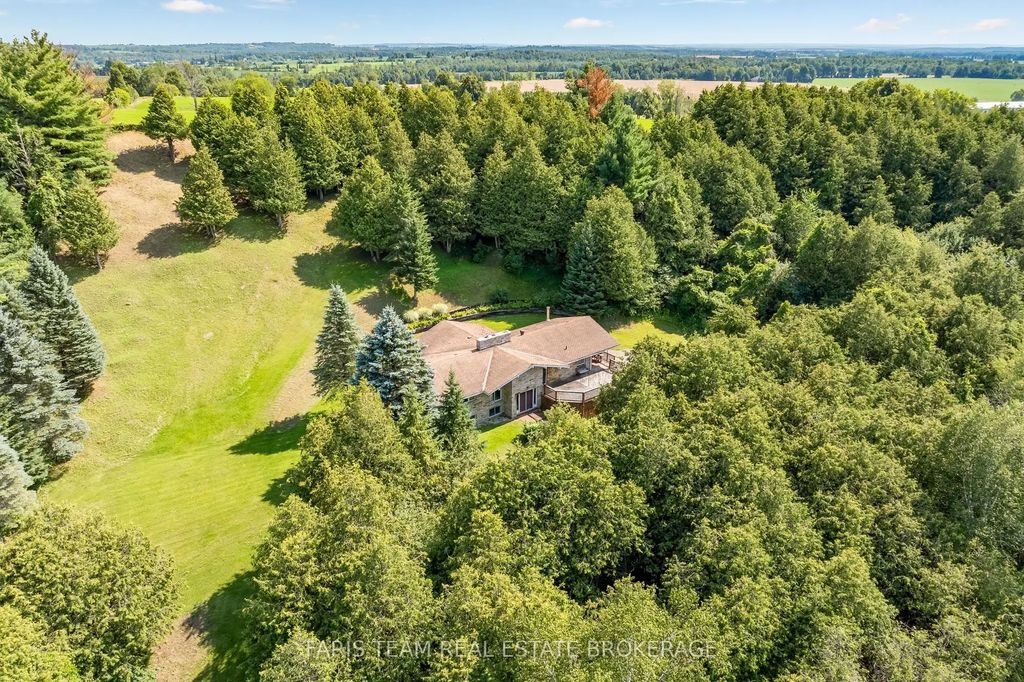 5809 10th Side Road, Essa