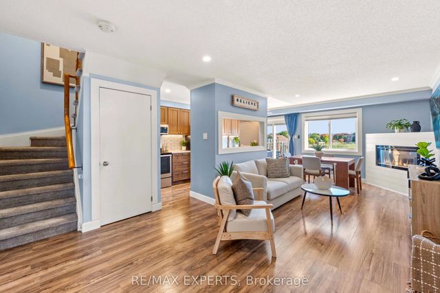 25 Mainprize Crescent, East Gwillimbury
