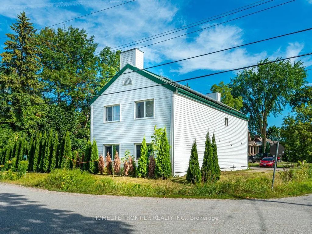 1015 Arnold Street 4, Innisfil