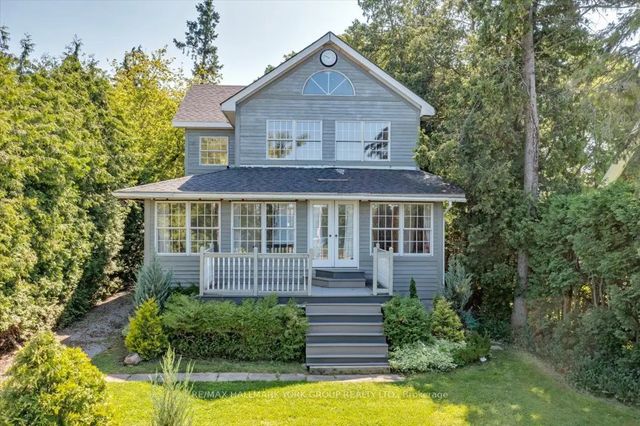 311 Lake Drive N, Georgina