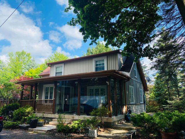 719 Old Bathurst Street 1a, Newmarket