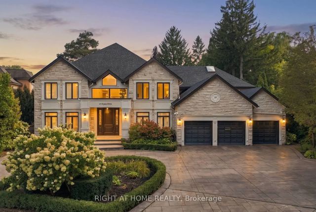 23 Bryson Drive, Richmond Hill