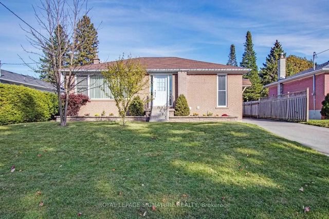 11 Patrick Drive, Aurora