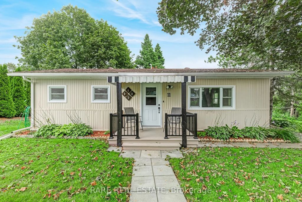 11 Hawthorne Drive, Innisfil
