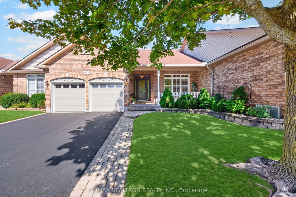 402 Morley Cook Crescent, Newmarket