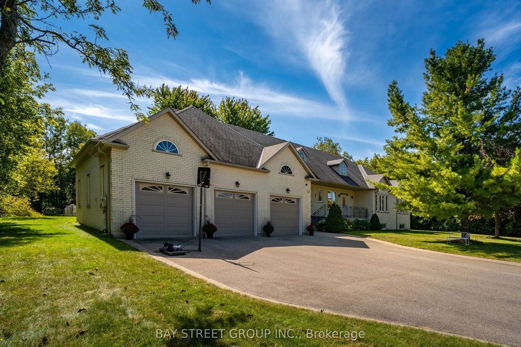 27 George Pipher Lane, Whitchurch-Stouffville