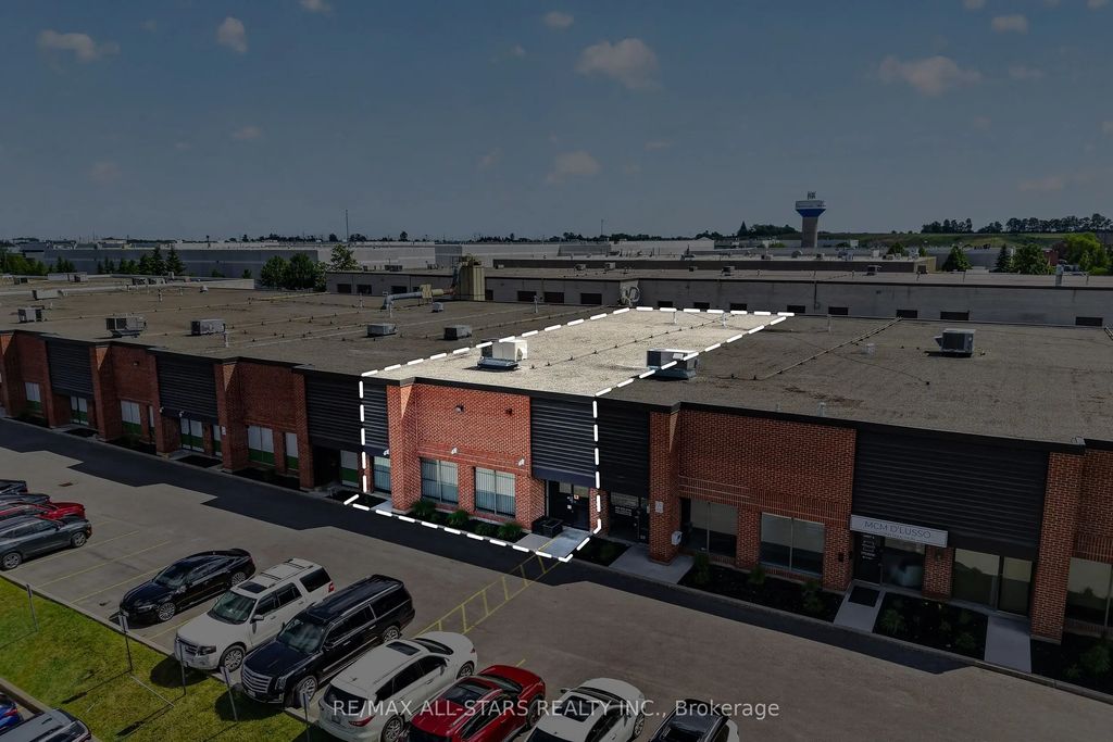 1131 Gorham Street 6-7, Newmarket