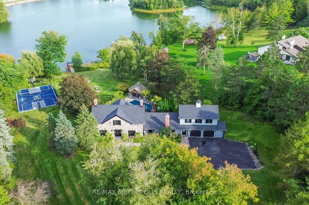 1 Island Lake Drive, Whitchurch-Stouffville