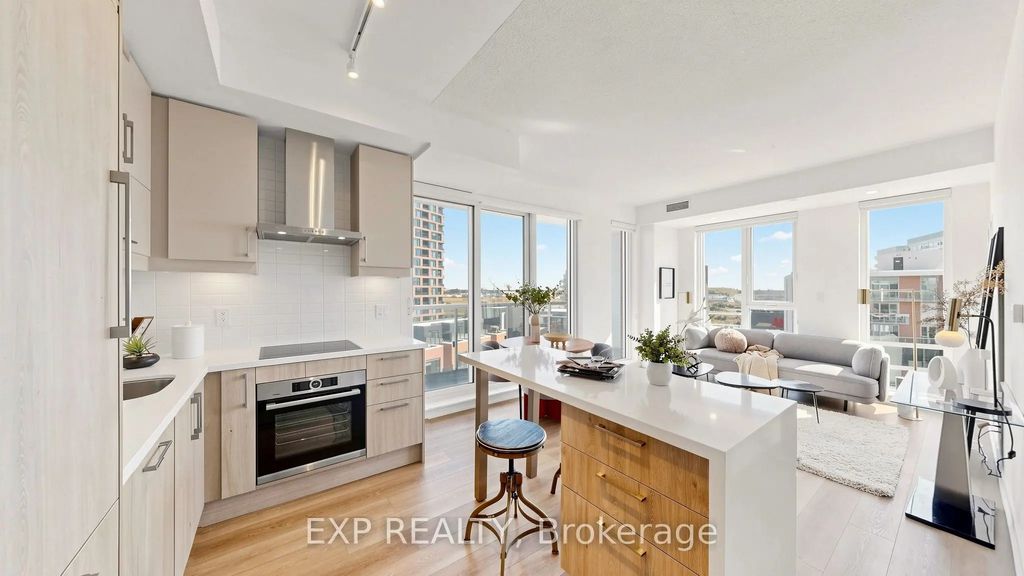 292 Verdale Crossing N/a 1412, Markham