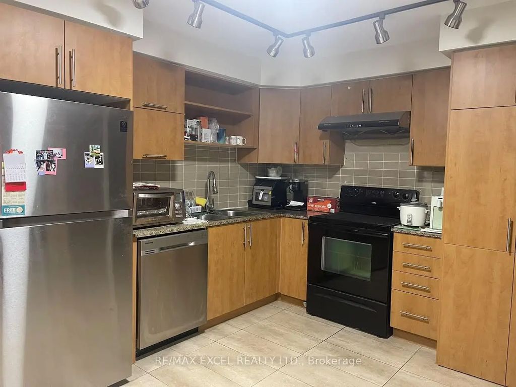 60 South Town Centre Boulevard 1002, Markham