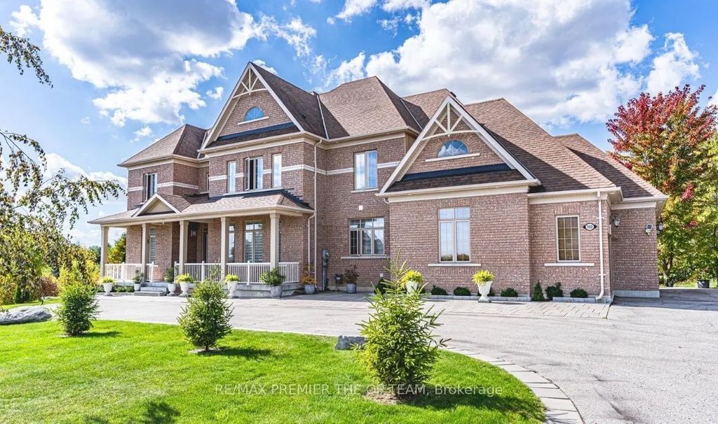 102 Pine Hill Road, Bradford West Gwillimbury