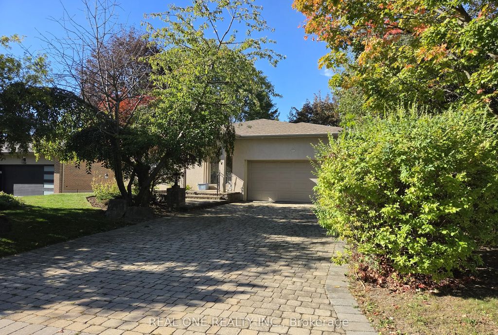 36 Wildrose Crescent E, Markham