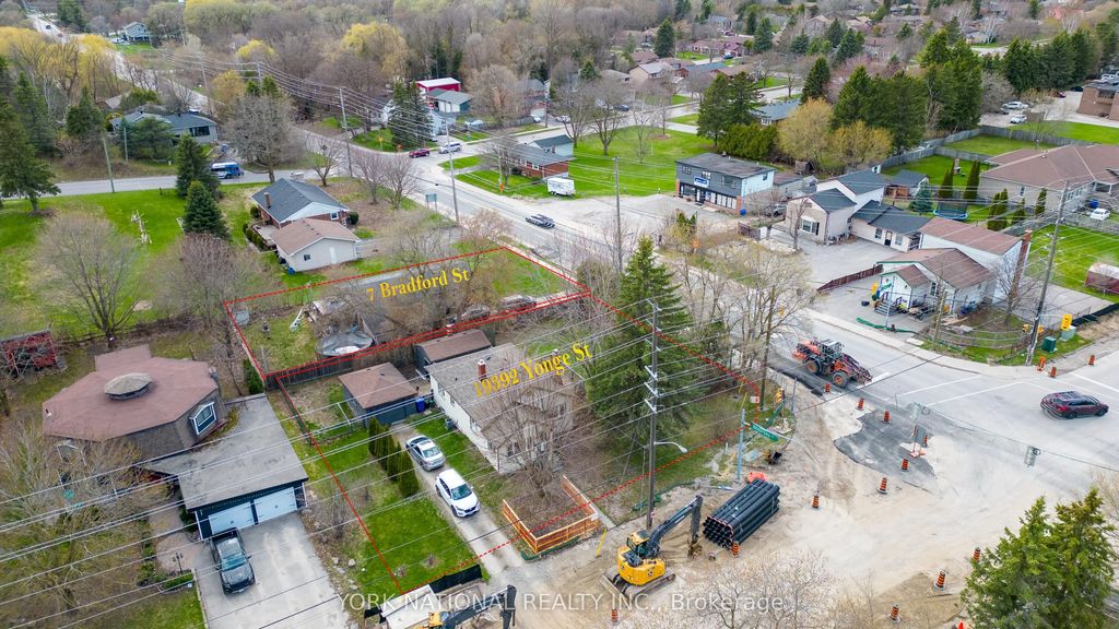 19392 Yonge Street, East Gwillimbury
