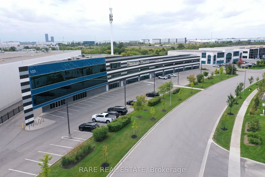 133 Milani Boulevard 101b Upper, Vaughan
